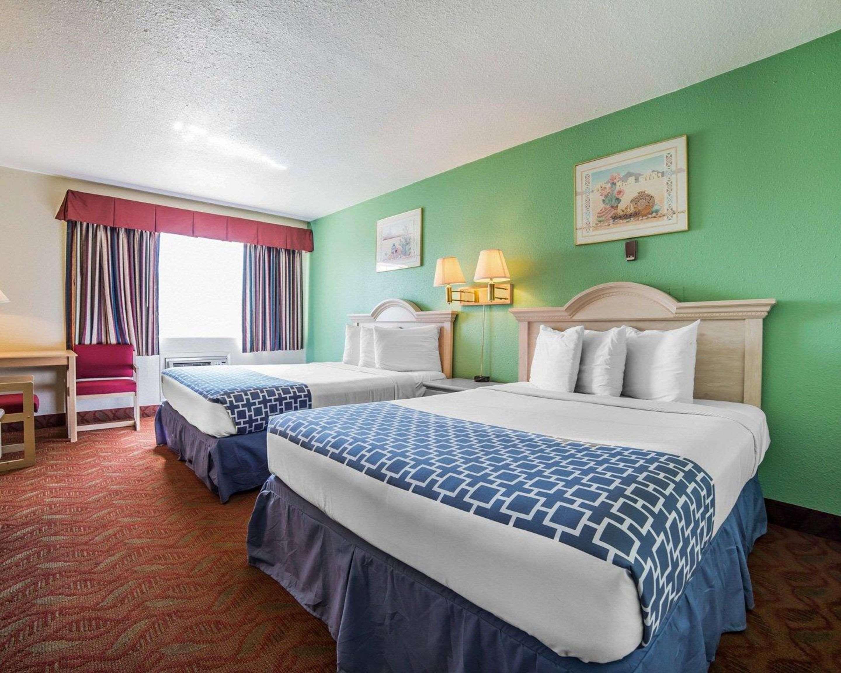 Econo Lodge Fallon Naval Air Station Area Exterior foto